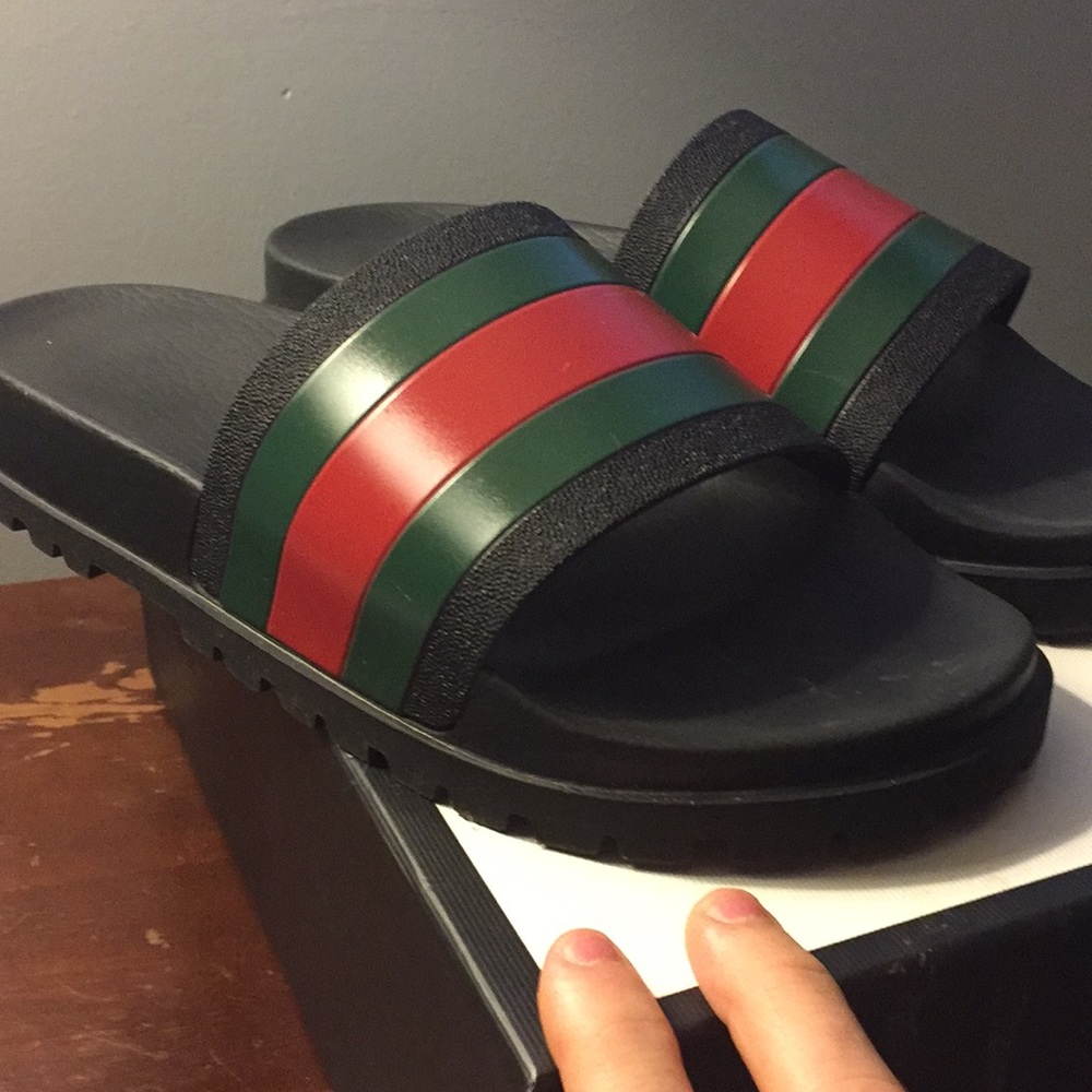 Gucci web pursuits